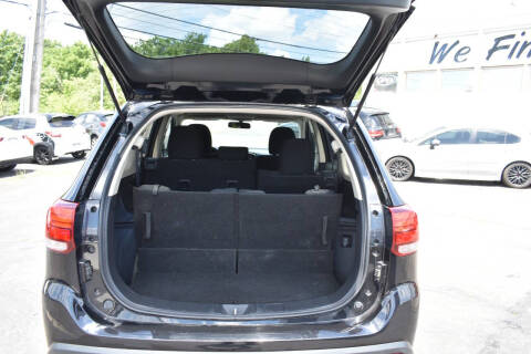 2018 Mitsubishi Outlander ES