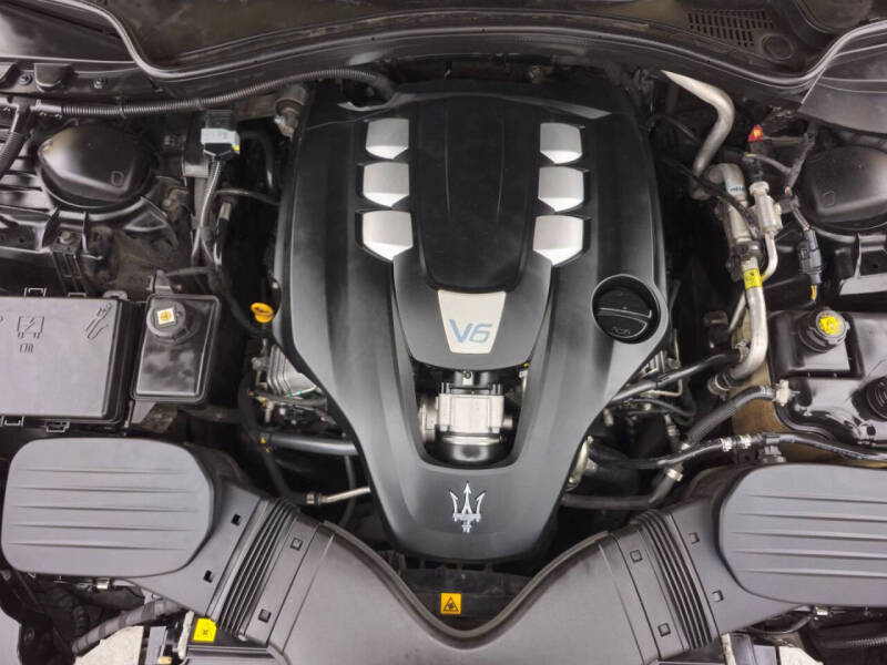 2017 Maserati Ghibli