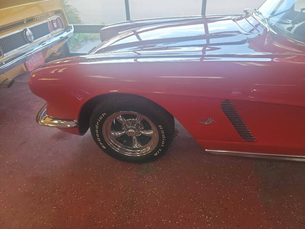 1962 Chevrolet Corvette 16