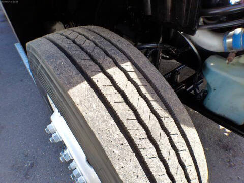 2015 Freightliner M2 106