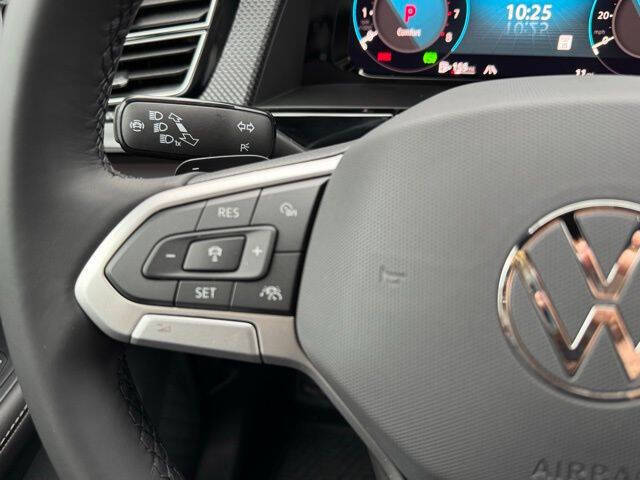 2026 Volkswagen Atlas Cross Sport SEL Premium R-Line 4Motion