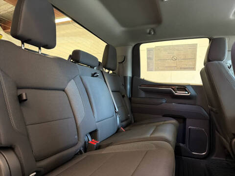 2026 GMC Sierra 1500 Elevation Standard