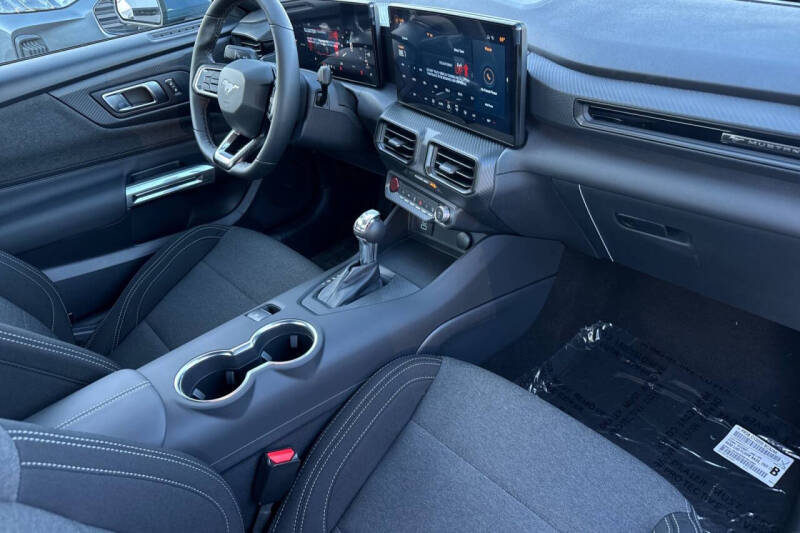 2025 Ford Mustang EcoBoost