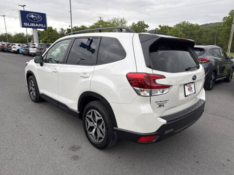 2024 Subaru Forester Premium