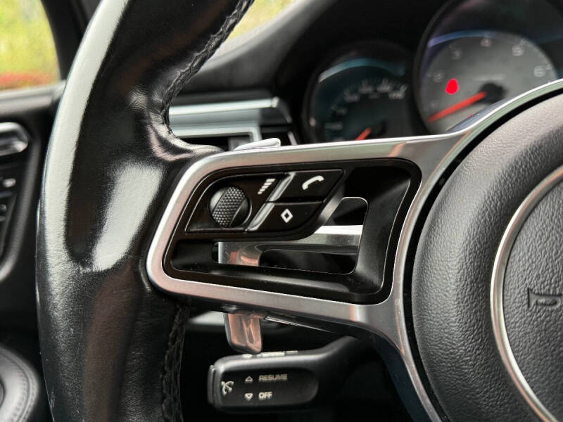 2015 Porsche Macan S