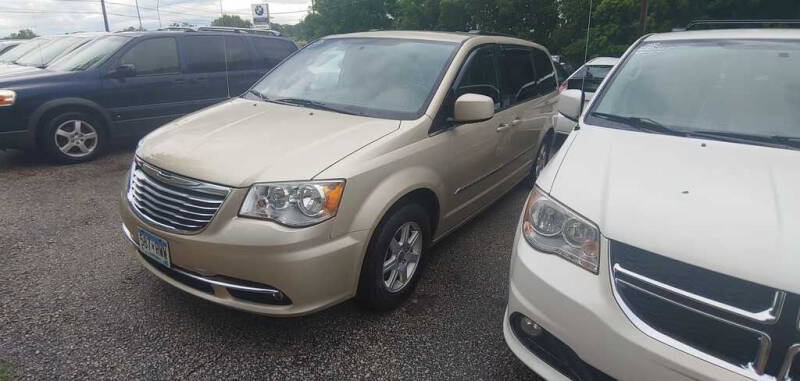 2011 Chrysler Town and Country for sale at Short Line Auto Inc in Rochester MN