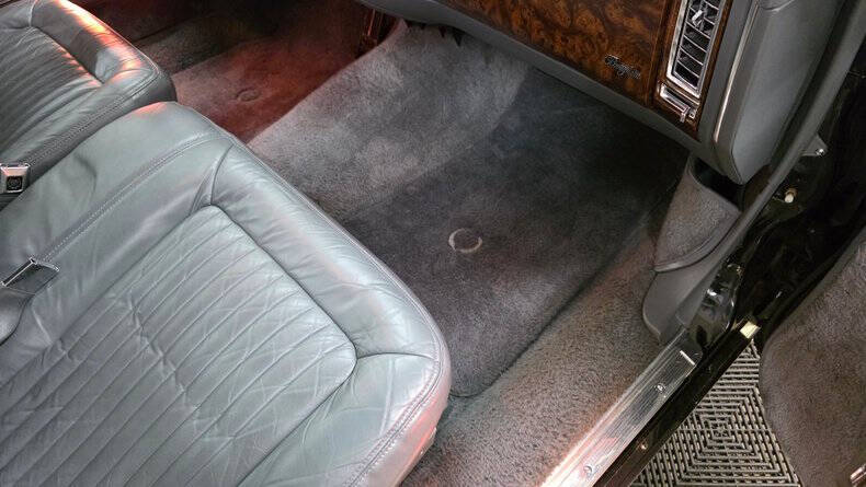 1990 Cadillac Brougham