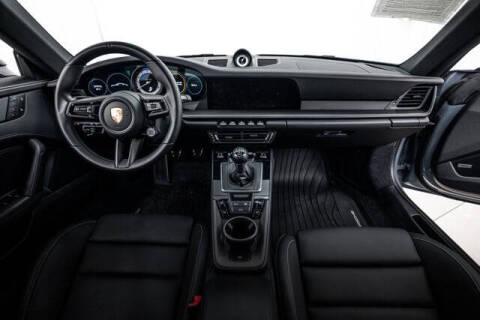 2024 Porsche 911 Carrera 4 GTS