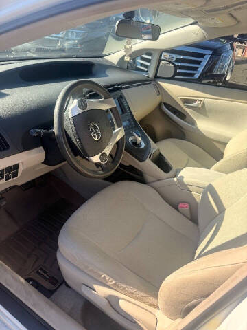 2010 Toyota Prius II