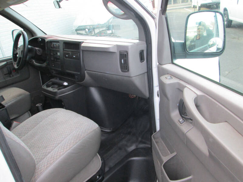 2007 GMC Savana 2500