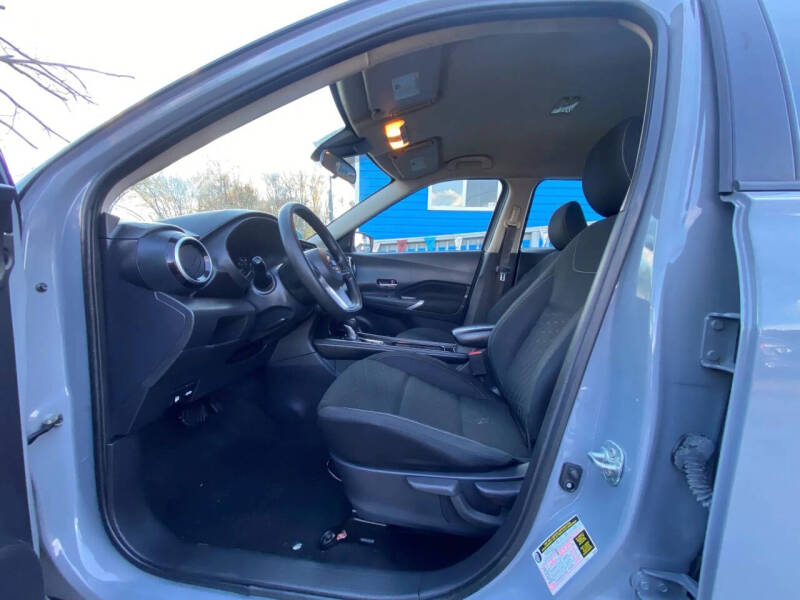 2021 Nissan Kicks SV