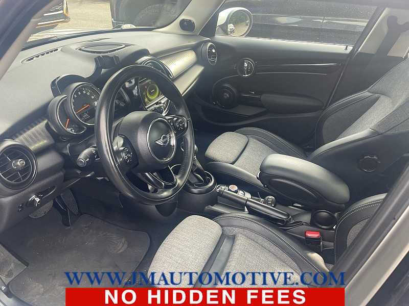 2017 MINI Hardtop 4 Door Cooper