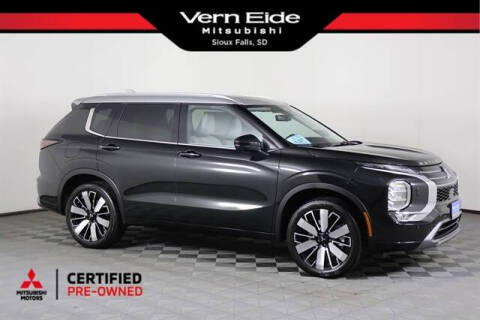 2025 Mitsubishi Outlander PHEV SEL Platinum Edition