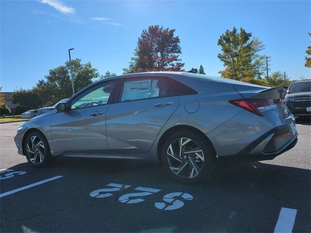 2025 Hyundai Elantra Hybrid SEL Sport