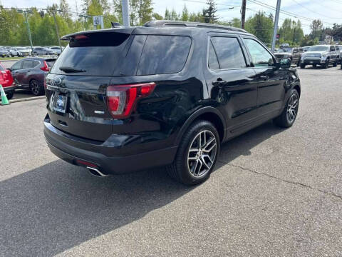 2017 Ford Explorer Sport