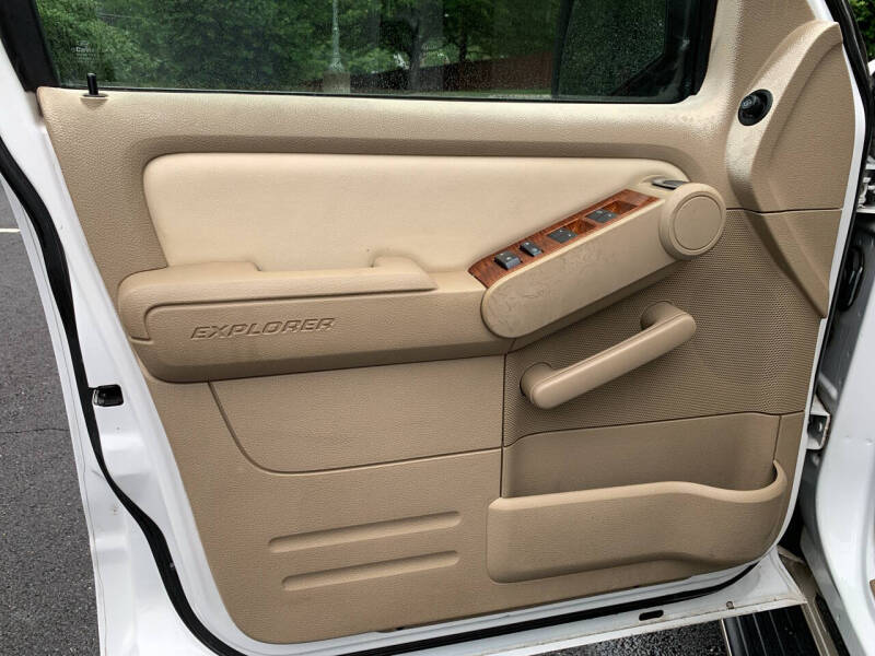 2007 Ford Explorer Eddie Bauer