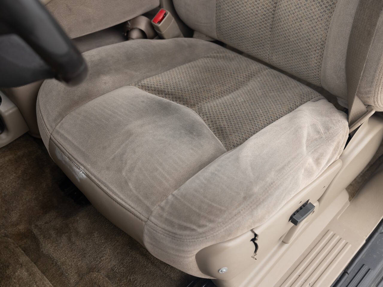 Used Car 2003 Chevrolet Tahoe  Ls 4wd 4dr Suv For Sale Under $10,000 In Coal City, Illinois