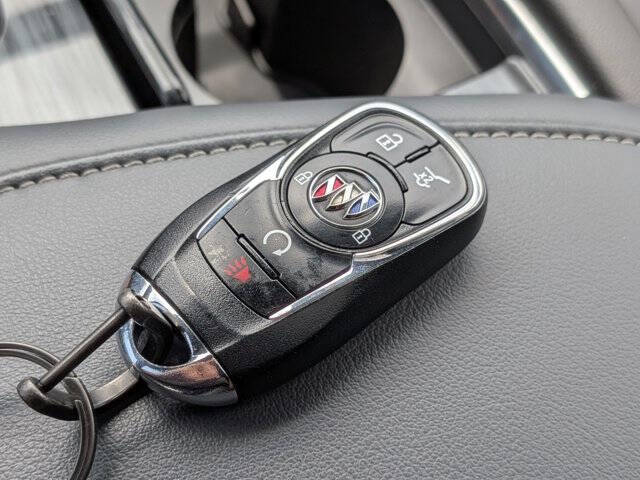 2024 Buick Enclave Essence