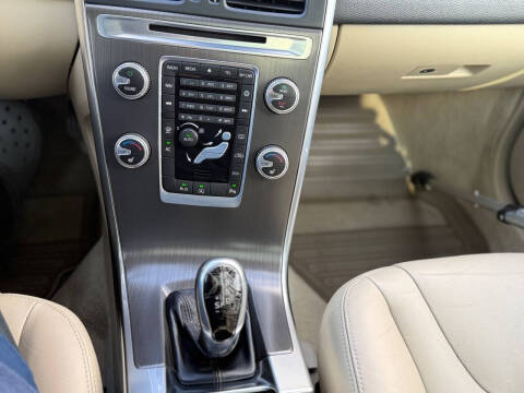 2015 Volvo XC60 T5 Drive-E Premier