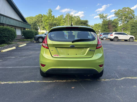 2012 Ford Fiesta SE