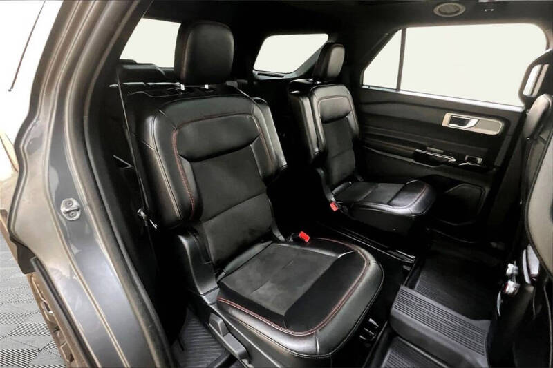 2023 Ford Explorer ST-Line