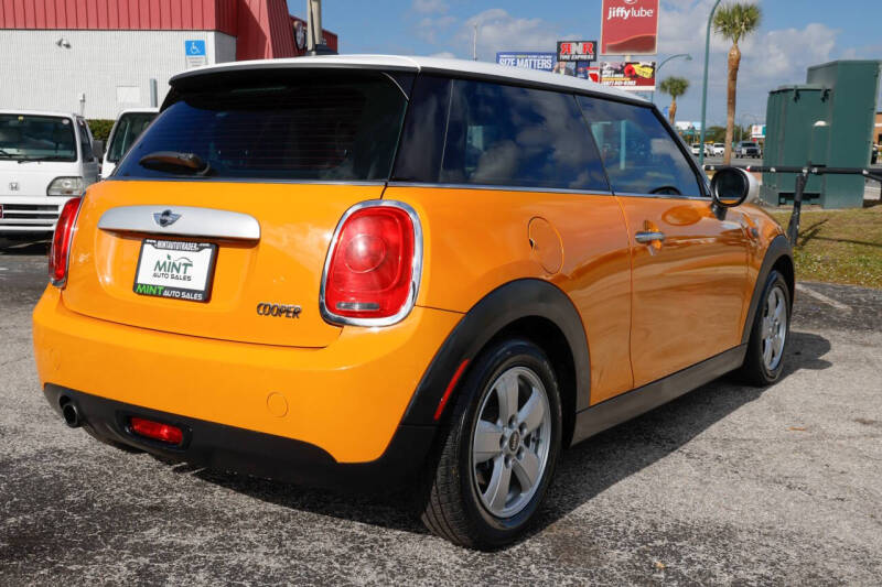 2015 MINI Hardtop 2 Door Cooper