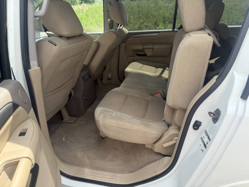 2014 Nissan Armada SV