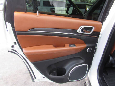 2020 Jeep Grand Cherokee Summit