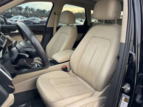 2018 Audi Q5 2.0T quattro Premium Plus