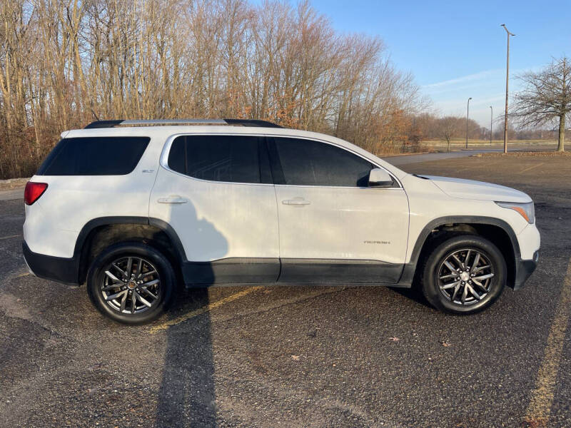 2017 GMC Acadia SLT-1