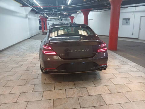 2023 Genesis G70 2.0T