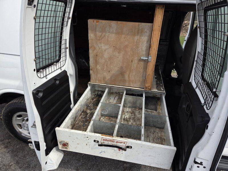 2017 Chevrolet Express 2500