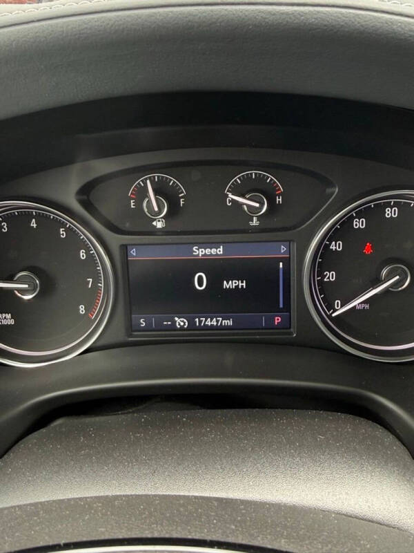 2024 Buick Enclave Essence