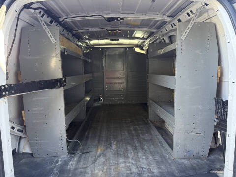 2017 Chevrolet Express 2500