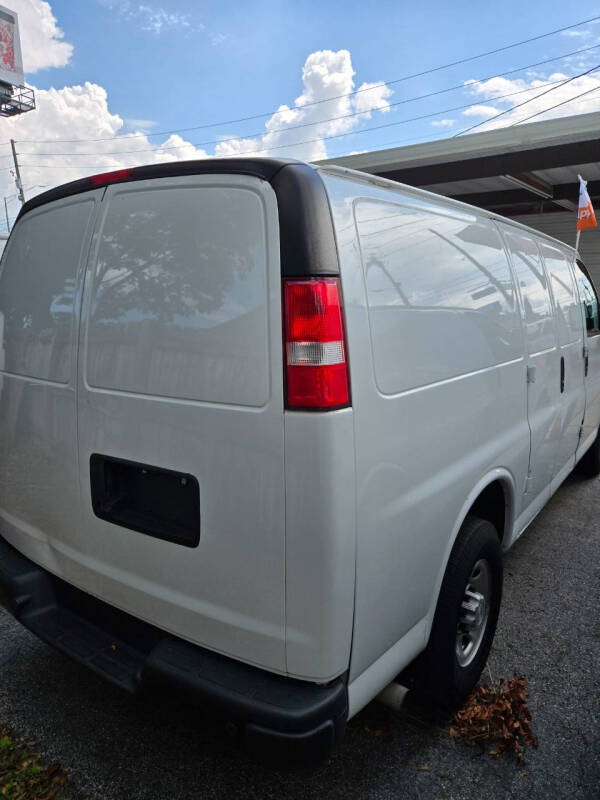 2020 Chevrolet Express 2500