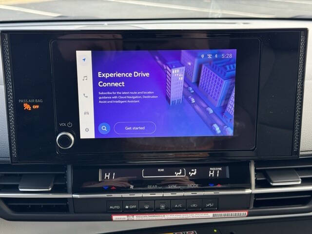 2026 Toyota Sienna LE 8-Passenger