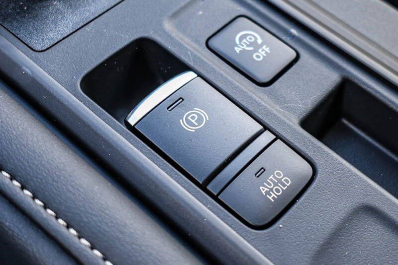 2025 Nissan Pathfinder S