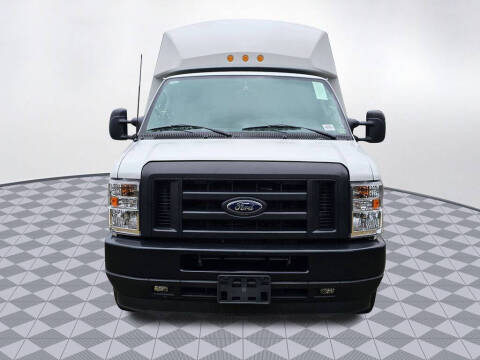 2024 Ford E-Series