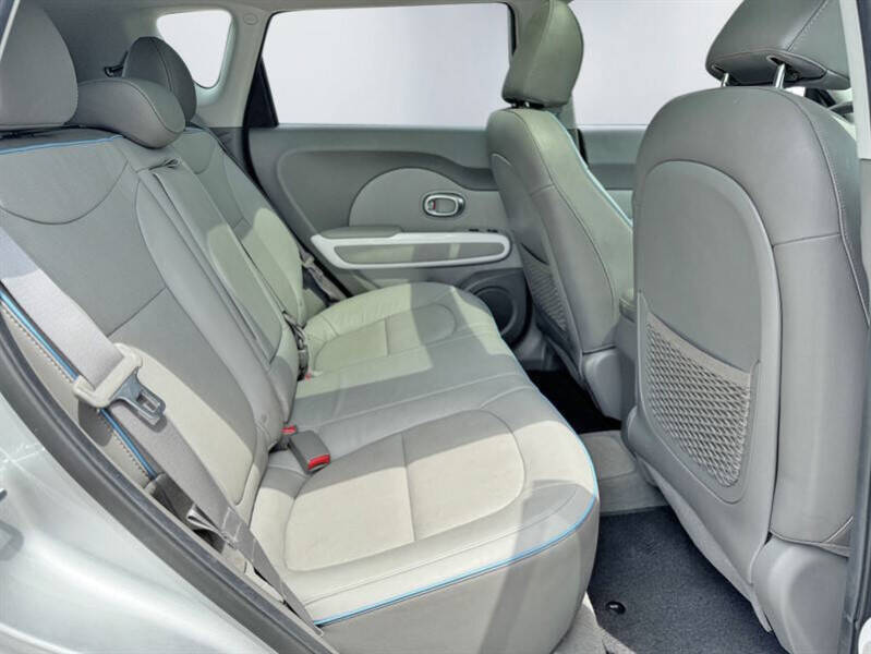 2017 Kia Soul EV +