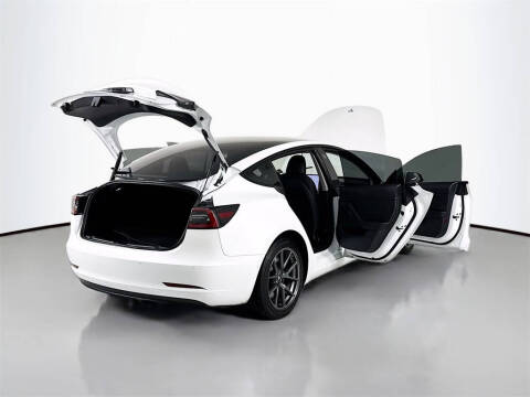 2022 Tesla Model 3 Long Range