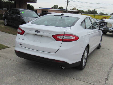2016 Ford Fusion S