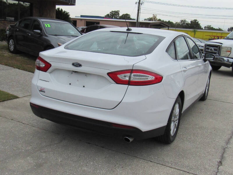 2016 Ford Fusion S