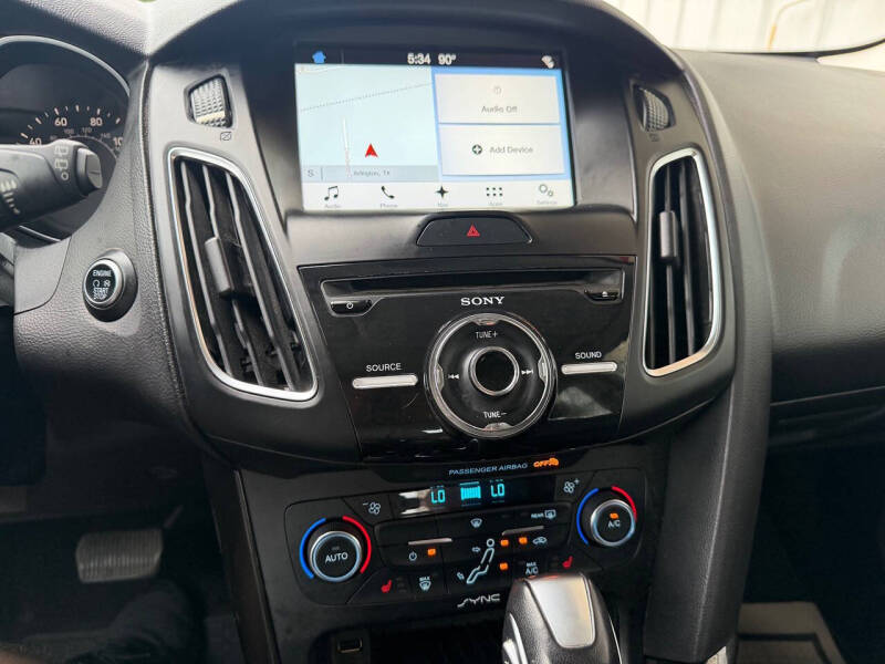 2017 Ford Focus Titanium