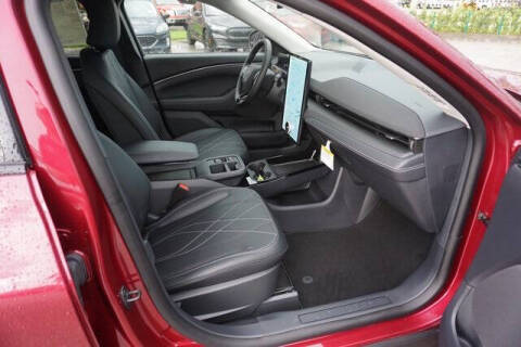 2025 Ford Mustang Mach-E Select