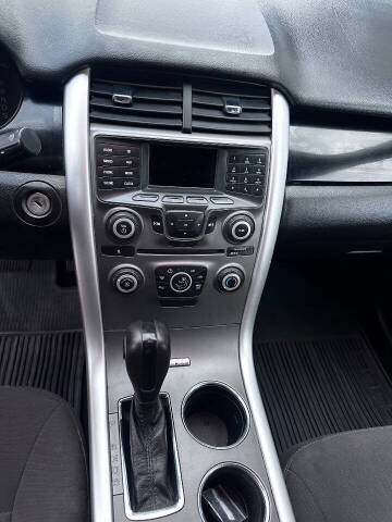 2013 Ford Edge SE