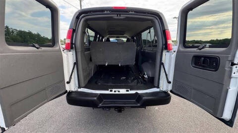 2017 Chevrolet Express LS 3500