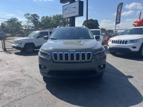 2019 Jeep Cherokee Latitude Plus