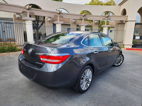 2012 Buick Verano Leather Group