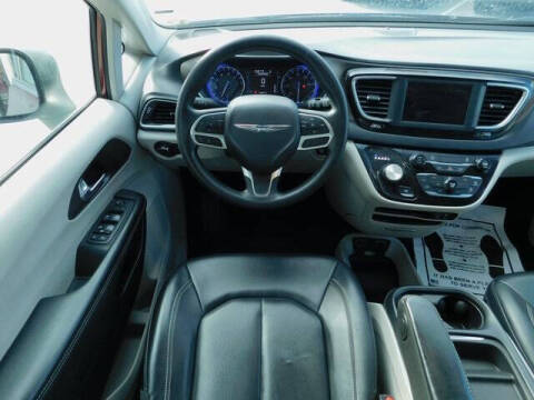 2020 Chrysler Voyager LXi