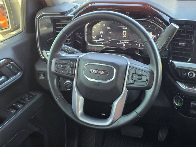 2025 GMC Sierra 1500 Elevation Standard